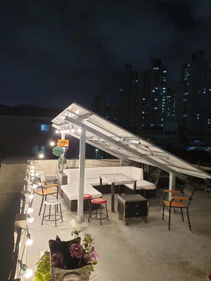 The Antique Apartment Busan Exterior photo